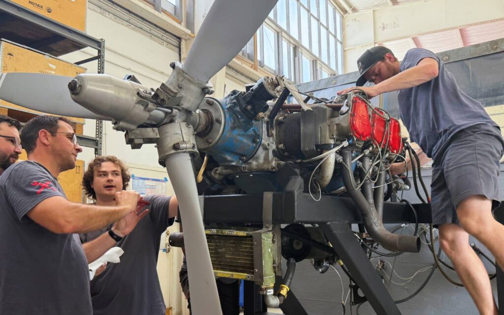 Aircraft mechanic training